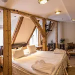 Cru Hotel Tallinn