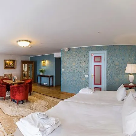 Cru Hotell