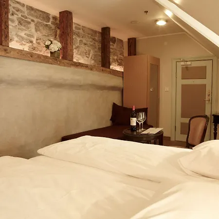 Cru Ξενοδοχείο