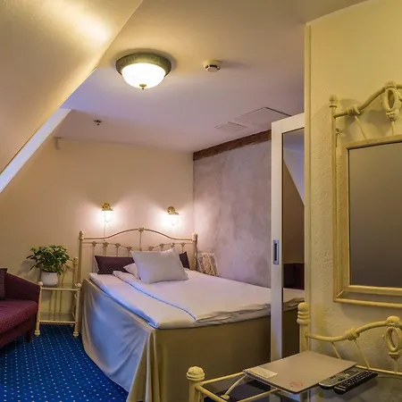 Szálloda Cru 4*