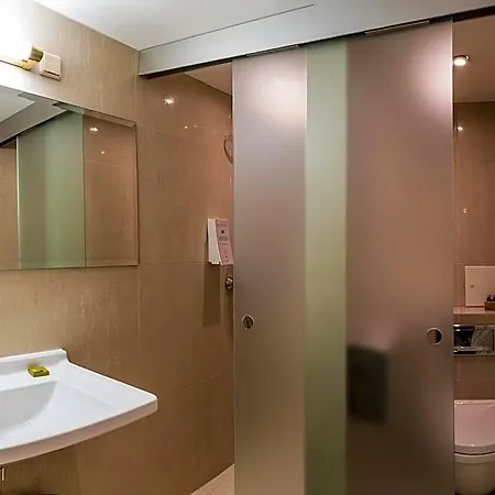 Cru Hotel Tallin