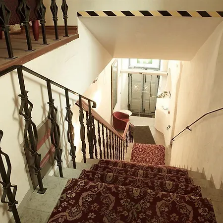 Cru Otel Tallinn