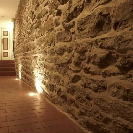 Cru Otel Tallinn
