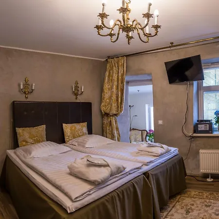 Cru فندق تالين