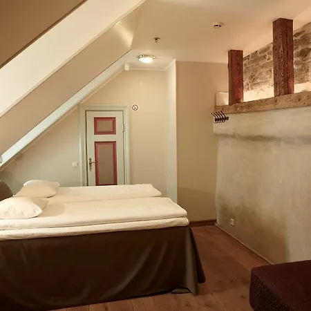 Cru Hotell