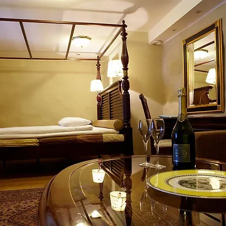 Hotell Cru